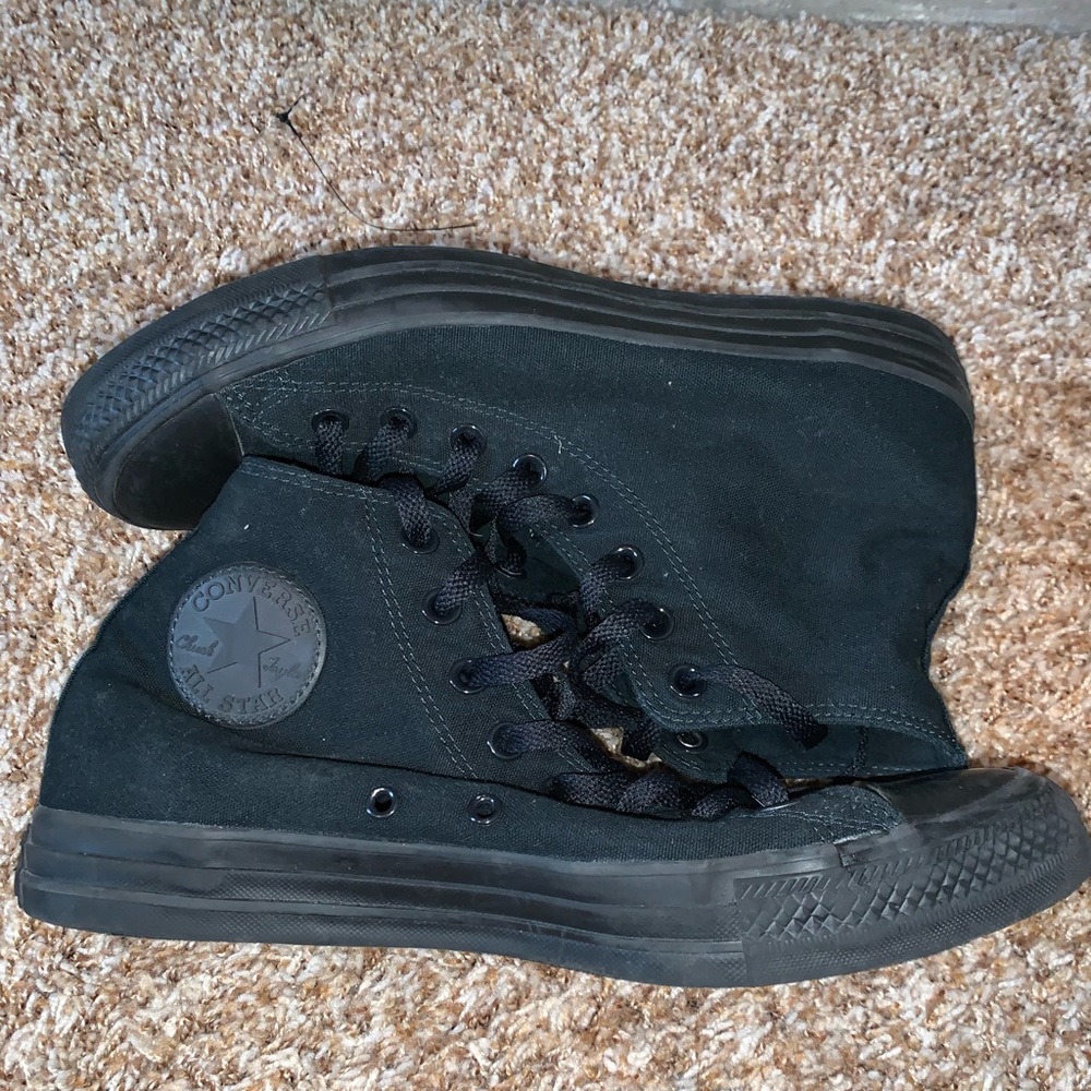 Black converse